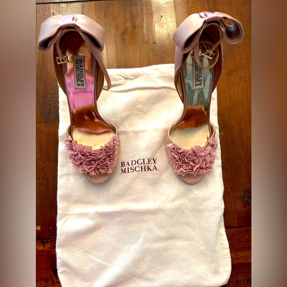 Women’s Badgley Mischka size 9 worn 1 time